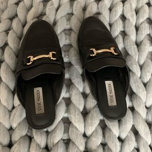 Kandi Black leather loafers